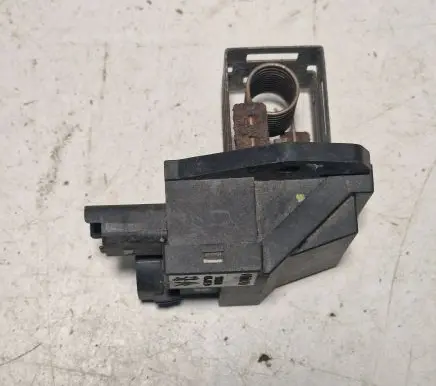 Heater blower motor/fan resistor