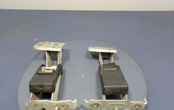 Peugeot Expert Front door hinge set 