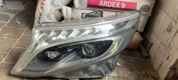 Mercedes-Benz Vito Viano W447 Headlight/headlamp A4479064600