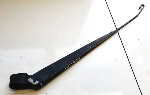 Ford Maverick Front wiper blade arm