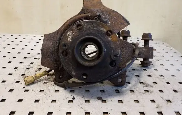 Renault Espace III Front wheel hub