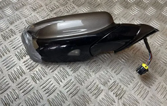 KIA Ceed Front door electric wing mirror E4023790 E4023791