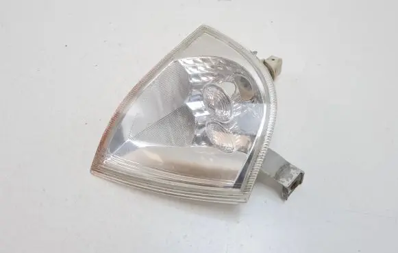 Skoda Octavia Mk1 (1U) Front indicator light 18A207B 1U0953123B