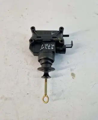Mercedes-Benz E W124 Central locking motor 400133