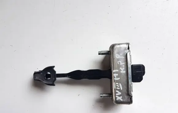 Subaru Crosstrek III Front door check strap stopper