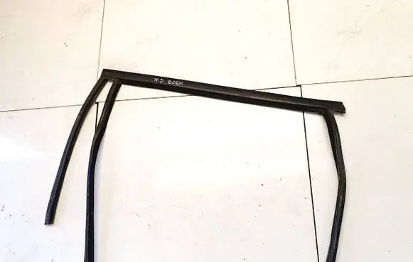 Ford Kuga I Rubber seal rear door 654894