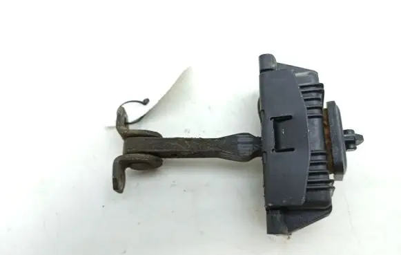 Mercedes-Benz Vito Viano W447 Front door check strap stopper 