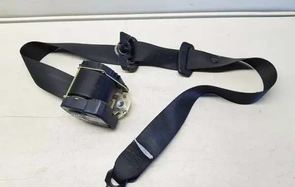 BMW X5 E53 Front seatbelt 8408752 nr6977