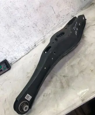 Audi Q3 F3 Rear upper control arm/wishbone 3q0505371e