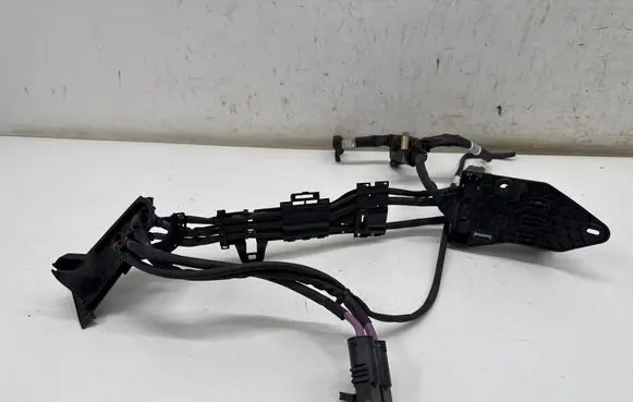 Mercedes-Benz E W214 Positive cable (battery) A2065402100 A2065467800