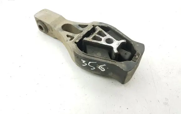 Citroen C4 Grand Picasso Engine mount bracket 9805734780