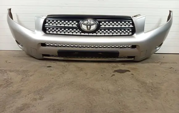 Toyota RAV 4 (XA30) Front bumper ZDERZRAV4