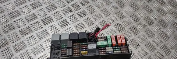Mercedes-Benz ML W164 Fuse module A1645403372