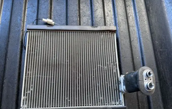 Lexus RX 450H Heater blower radiator O7U08H9675B J2842