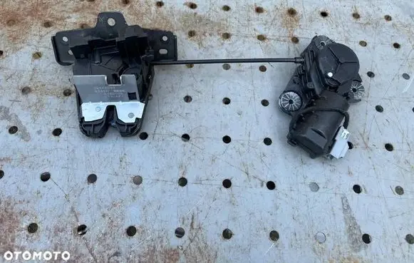 Volvo XC90 Tailgate/trunk/boot lock/catch/latch 32149889 A080105 3242N