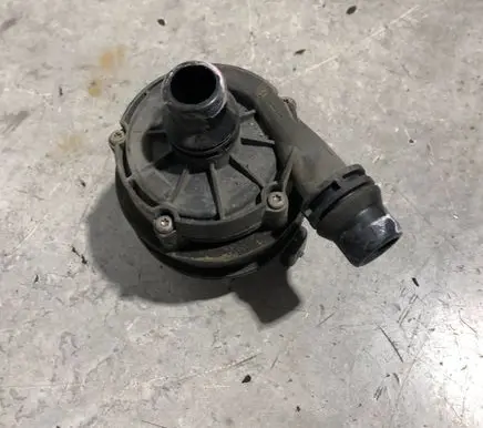Mercedes-Benz E W213 Electric auxiliary coolant/water pump A0005002686