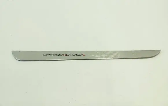 Peugeot 2008 I Front sill trim cover 9813129980