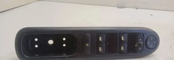 Peugeot 407 Electric window control switch 53269734D
