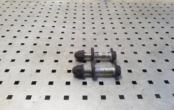 Nissan X-Trail T32 Rear suspension camber bolt 