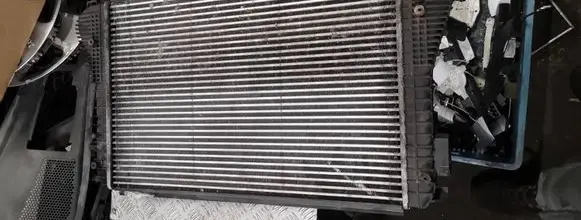 Skoda Octavia Mk2 (1Z) Intercooler radiator 1k0145803