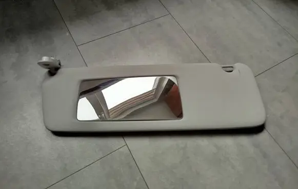 Sun visor