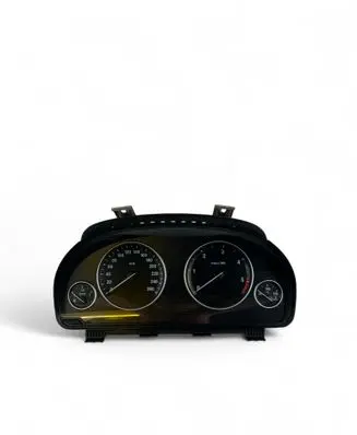 Speedometer (instrument cluster)