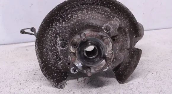 Land Rover Evoque I Rear wheel hub BJ325A968AD 28A83408