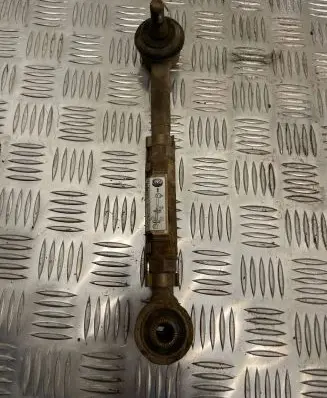 Toyota RAV 4 (XA30) Rear control arm