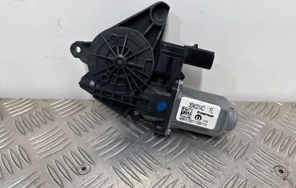 Chrysler Pacifica Front door window regulator motor 3040314C