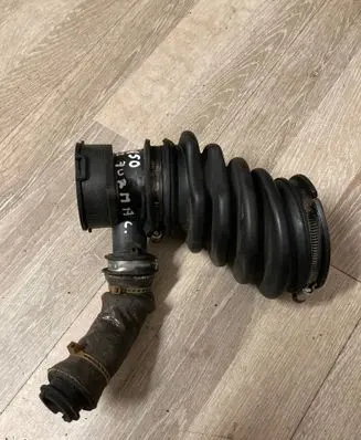 Volvo V50 Intercooler hose/pipe AV616C784AD