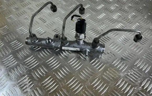 Audi Q7 4L Fuel main line pipe 059130089AH 1700000333