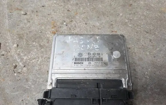 Audi A4 S4 B5 8D Engine control unit/module 8D0907558G