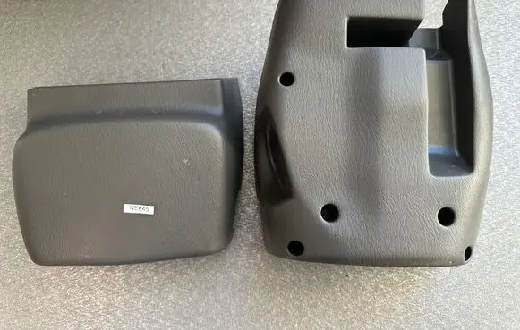 Nissan Patrol Y61 Steering wheel column trim 48470VB000
