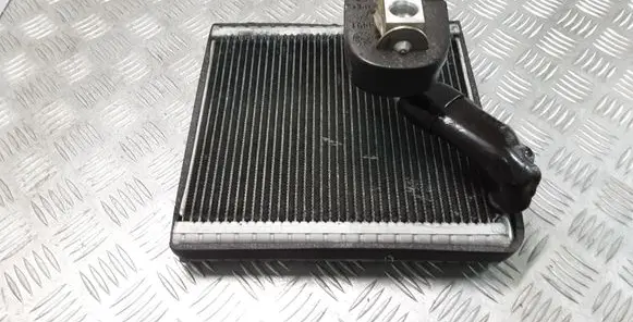 Air conditioning (A/C) radiator (interior)