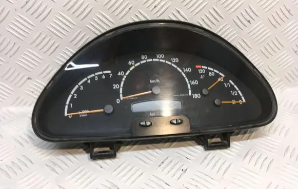 Mercedes-Benz Sprinter W901 W902 W903 W904 Speedometer (instrument cluster) A0004468321