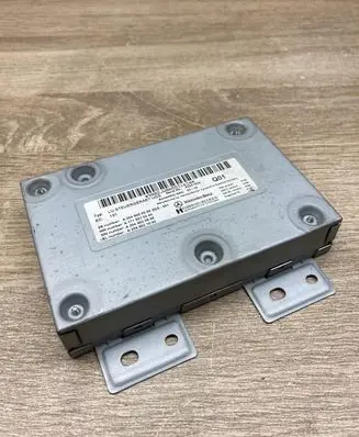 Mercedes-Benz C W204 GPS navigation control unit/module A2049000300 A1718270345