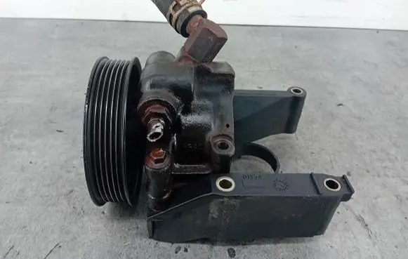 Ford Fusion Power steering pump 2MD1703