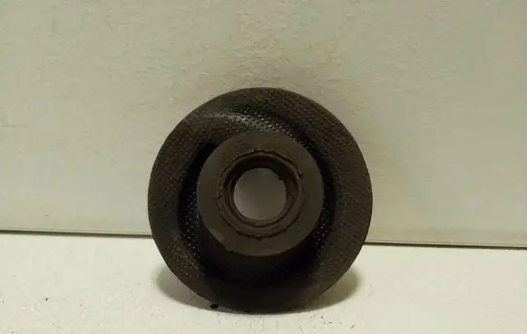 Nissan X-Trail T32 Rear coil spring rubber mount 