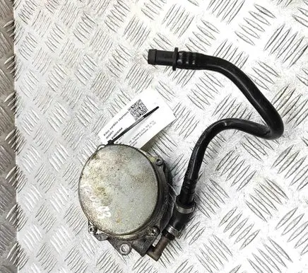 Volkswagen Touareg II Vacuum pump 059145100J