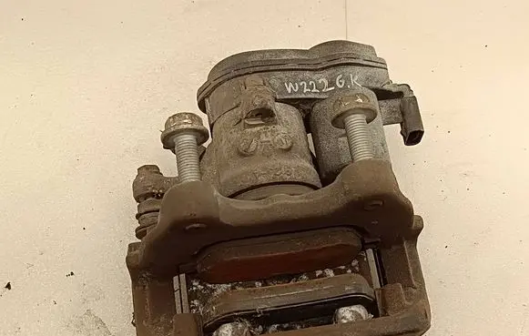 Mercedes-Benz S W222 Rear brake caliper 22241