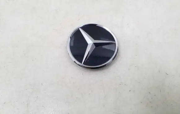 Mercedes-Benz GLE (W166 - C292) Manufacturer badge logo/emblem A2928100000