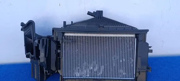 Porsche Taycan 9J1 Interior heater climate box assembly CZ116243-951