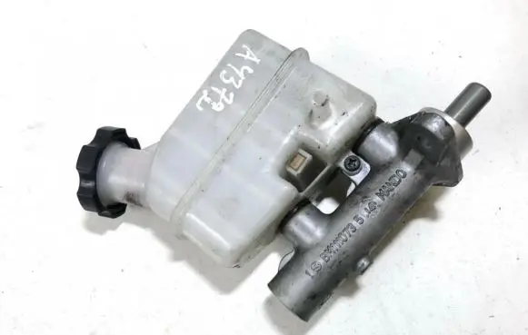 Hyundai Tucson JM Master brake cylinder bm1110735 bm341106