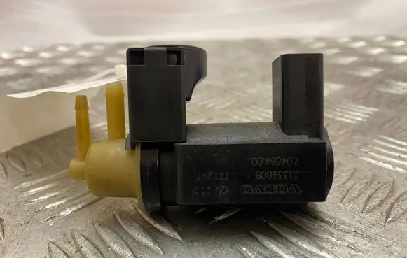 Volvo XC90 Turbo solenoid valve 31339808