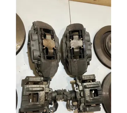 Ford Mustang VI Brake discs and calipers set 2B302L 2B294R 2B511