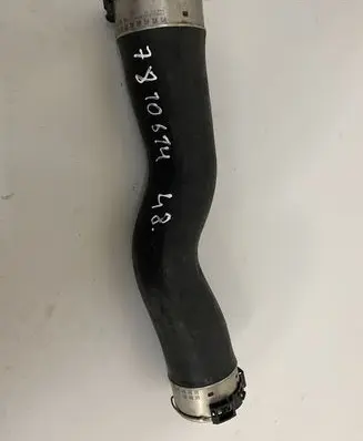 BMW 5 F10 F11 Intercooler hose/pipe 7810614