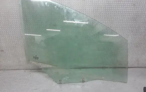 Citroen C4 I Front door window glass four-door