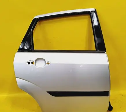 Ford Focus Rear door 