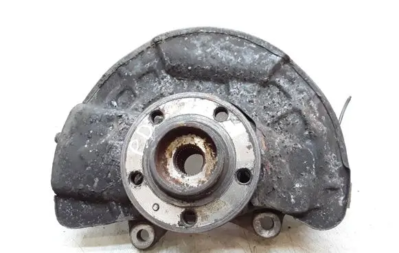 Volvo XC90 Front wheel hub spindle knuckle