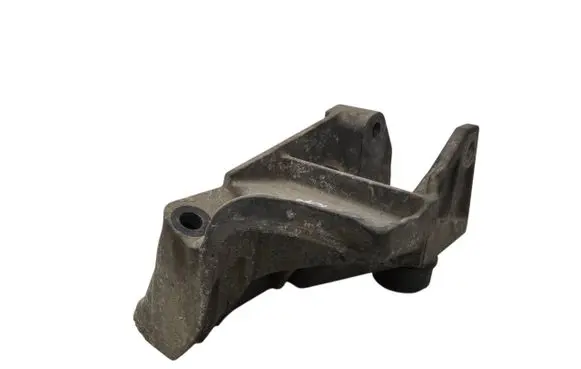 Ford S-MAX Engine mounting bracket